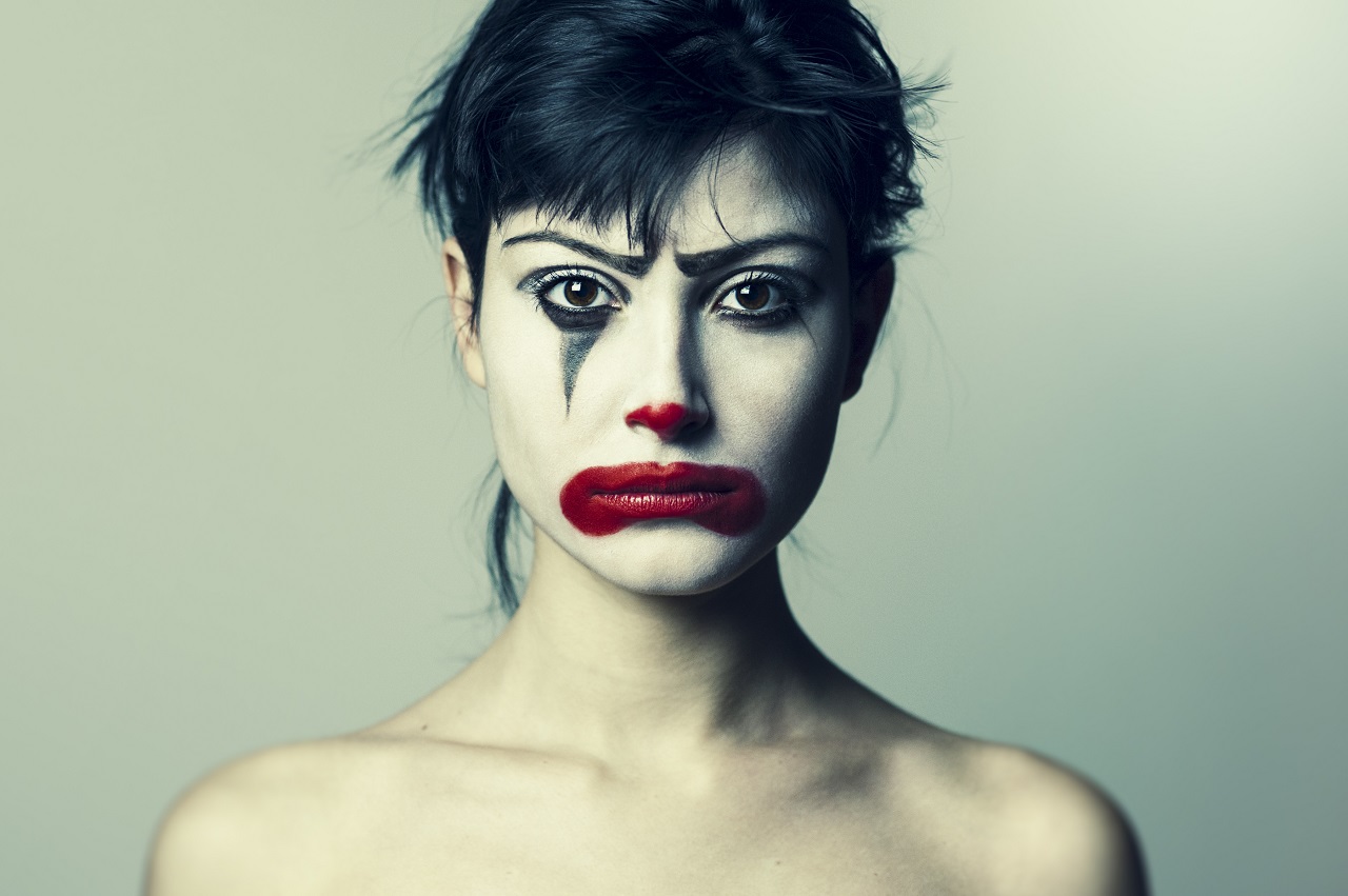 dictadura del optimismo dictadura de la felicidad estres ansiedad depresion tristeza desilusion